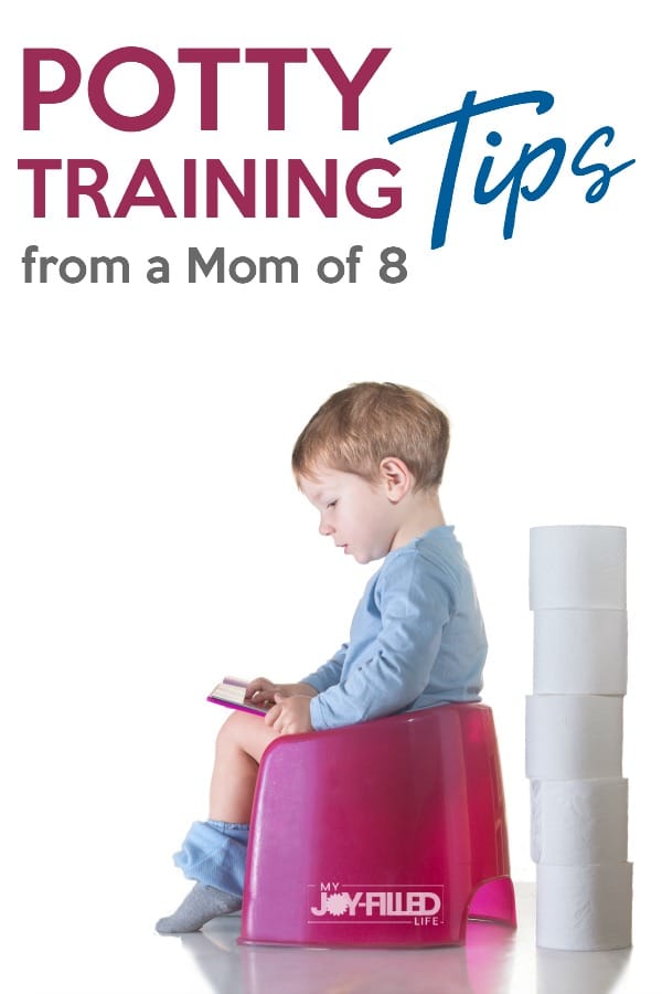 If you are needing some potty training advice, check out these tips from a mom of 8. #pottytraining 