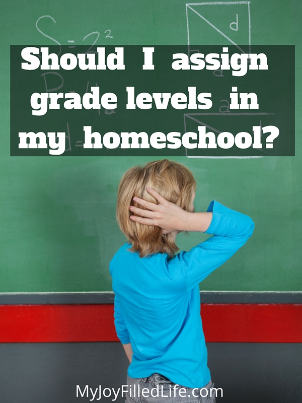 Some of the advantages and disadvantages of using grade levels in your homeschool.