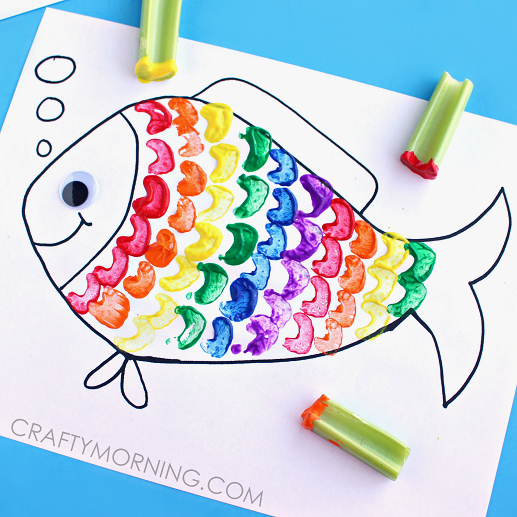 celery-stamping-rainbow-fish-craft-for-kids-1
