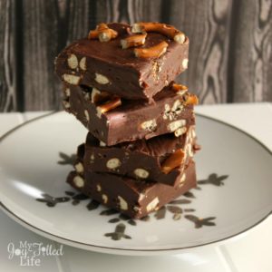 Easy Chocolate Pretzel Fudge