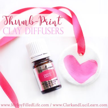 Thumb Print Clay Diffusers