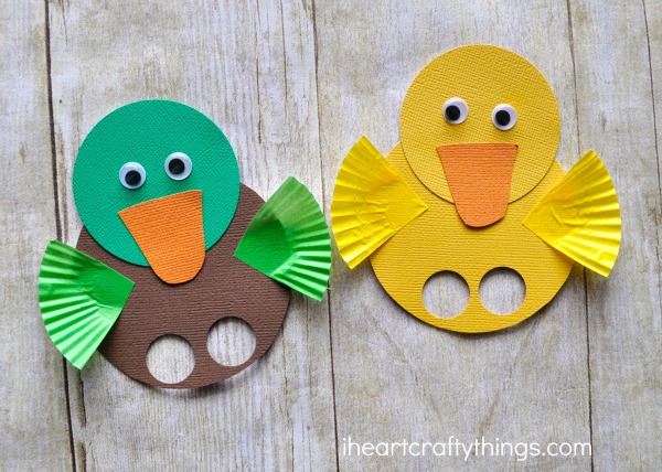 Duck Finger Puppets from I Heart Crafty Things