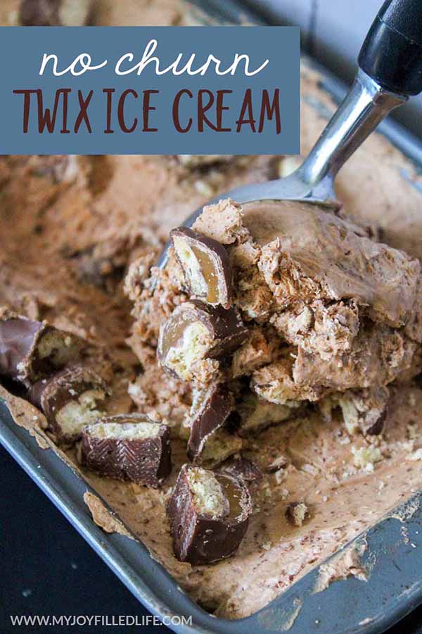 This no-churn Twix bar ice cream recipe is the perfect frozen treat for summer! It's such an easy recipe that everyone will absolutely love! #icecream #twixbar #summertreat #homemadeicecream