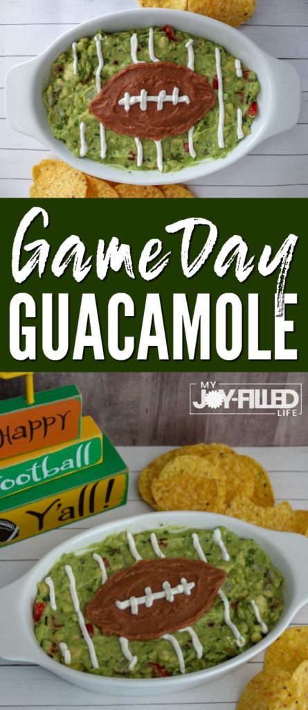 This game day guacamole recipe is the perfect tailgating food to eat before, during, and after kickoff! #guacamole #football