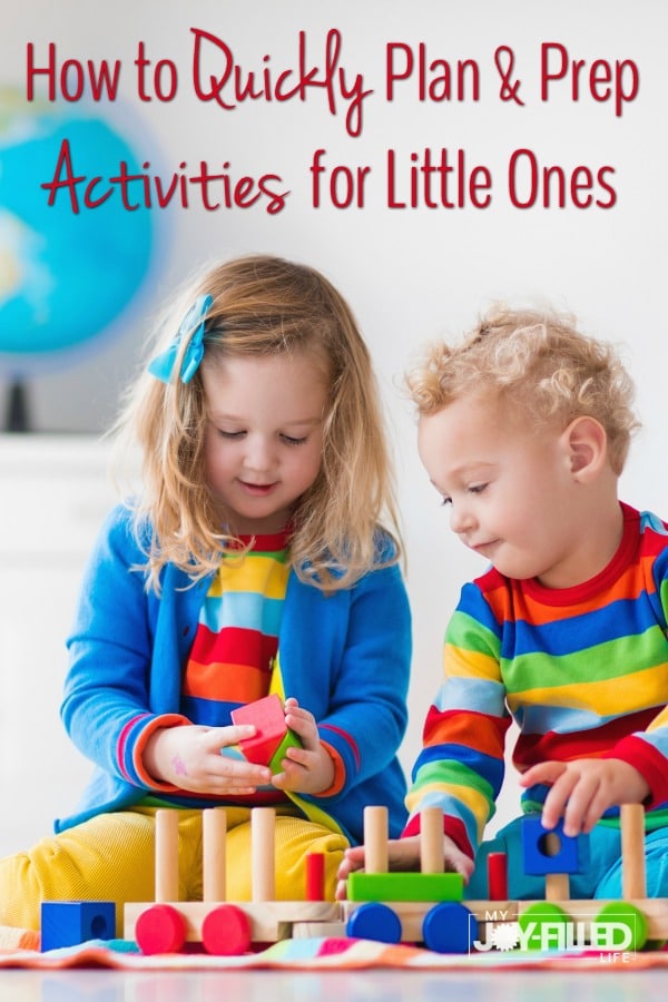 Homeschooling mulitple ages can be a challenge. Being able to quickly plan an prep activities for little ones is crucial. Here are 3 tips to help you do it. #homeschooling #helpforthehomeschoolmom #homeschoolinglittles