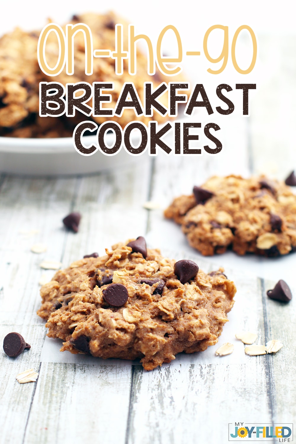 These breakfast cookies are perfect for busy mornings or as an after school snack! Easy, healthy, delicious, and even gluten free - and kids love them! #breakfast #breakfastcookies #easymeal #glutenfree