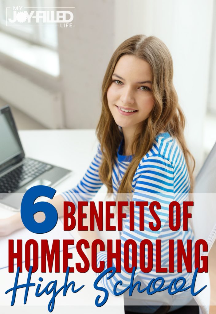 There are many benefits of homeschooling high school. Here are are 6 ways homeschooling can benefit your teen AND you! #homeschooling #homeschoolinghighschool #highschool #helpforthehomeschoolmom