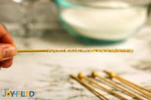 Seeding the sugar crystals