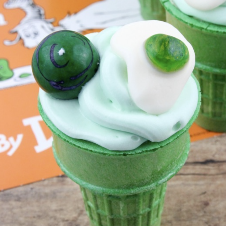 Green Eggs & Ham Dr. Seuss Cupcakes