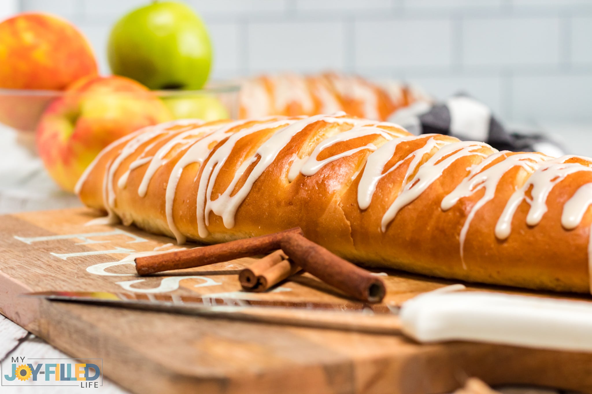 Apple Cinnamon Bread Complete