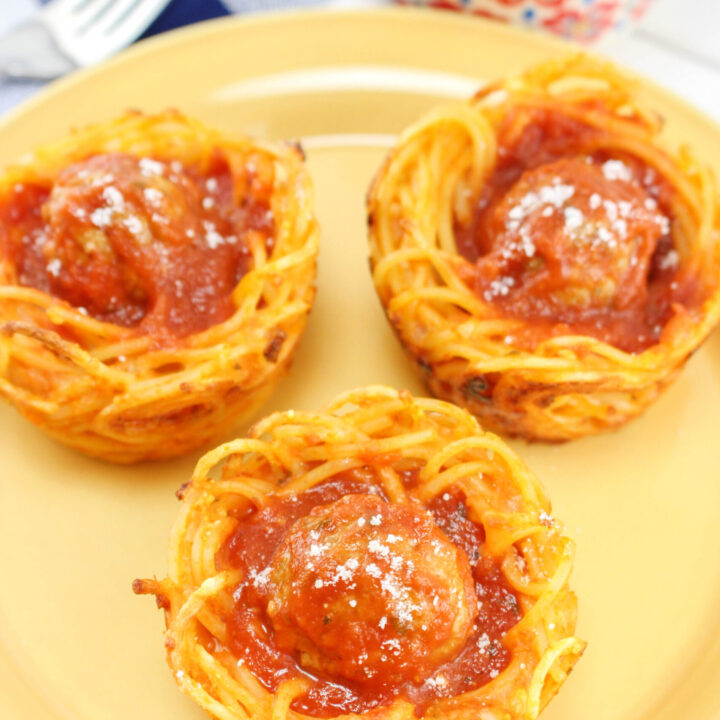 Spaghetti and Meatball Cups